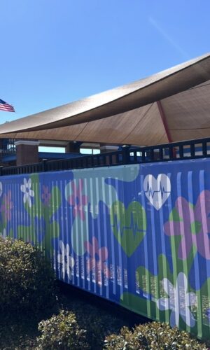 It Makes Me Smile – New Artwork Returns to Hartsfield