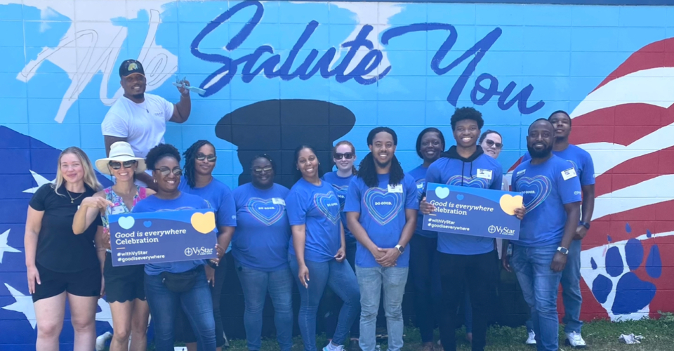 Gilchrist Elementary School reveals new mural to honor veterans